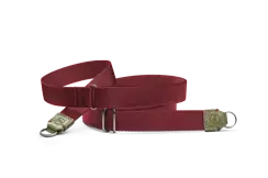 18569_D-Lux 8_carrying-strap-olive-burgundy_1920px.png