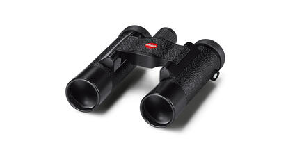 Leica Compact Binoculars | Leica Camera JP