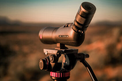 APO-Televid - Spotting Scopes - Experience Nature | Leica Camera JP