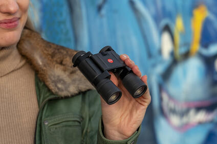 Compact Binoculars - Lifestyle & Leisure - Sport Optics | Leica