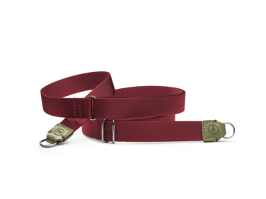 18569_D-Lux 8_carrying-strap-olive-burgundy_1920px.png