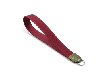 18572_D-Lux 8_wrist-strap-olive-burgundy_1920px.png