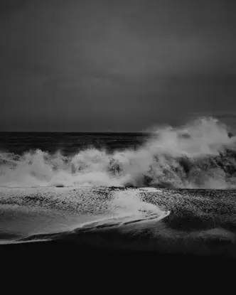 Black and white photo of turbulent waves