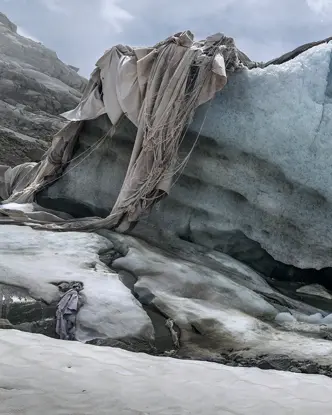 Photo from a glacier, taken by the german photographer Thomas Wrede 