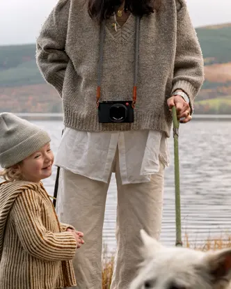 Nina Davidson with his daughter and dog at the lake
