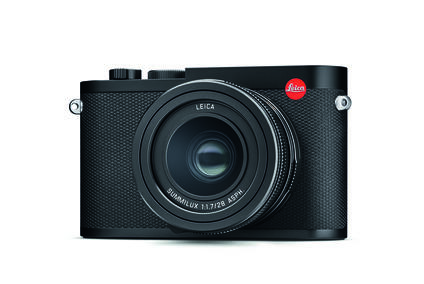 01_Leica_Q2_Totale_front.jpg