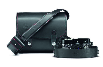 2019_Leica M MONOCHROM „Signature“ by Andy Summers with Oberwerth