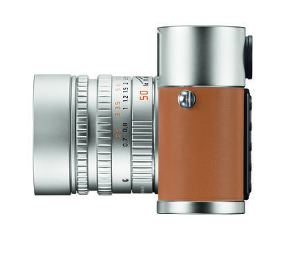 2012_Leica M9-P Hermès, left
