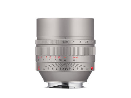 Leica Noctilux-M 50 f/0.95 ASPH. Titan, Front