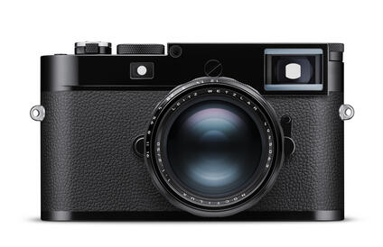 Leica M11 glossy black paint finish, front