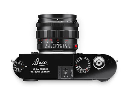 Leica M11 glossy black paint finish, top