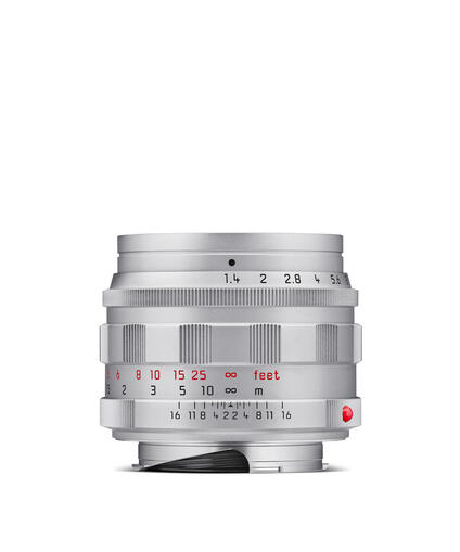 Leica Summilux-M 50 f/1.4, silver chrome finish, front