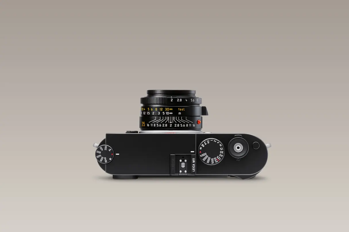 Summicron-M 35 ASPH on a camera